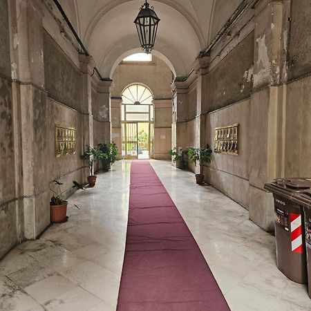 Vomero Inn Napoli Bagian luar foto