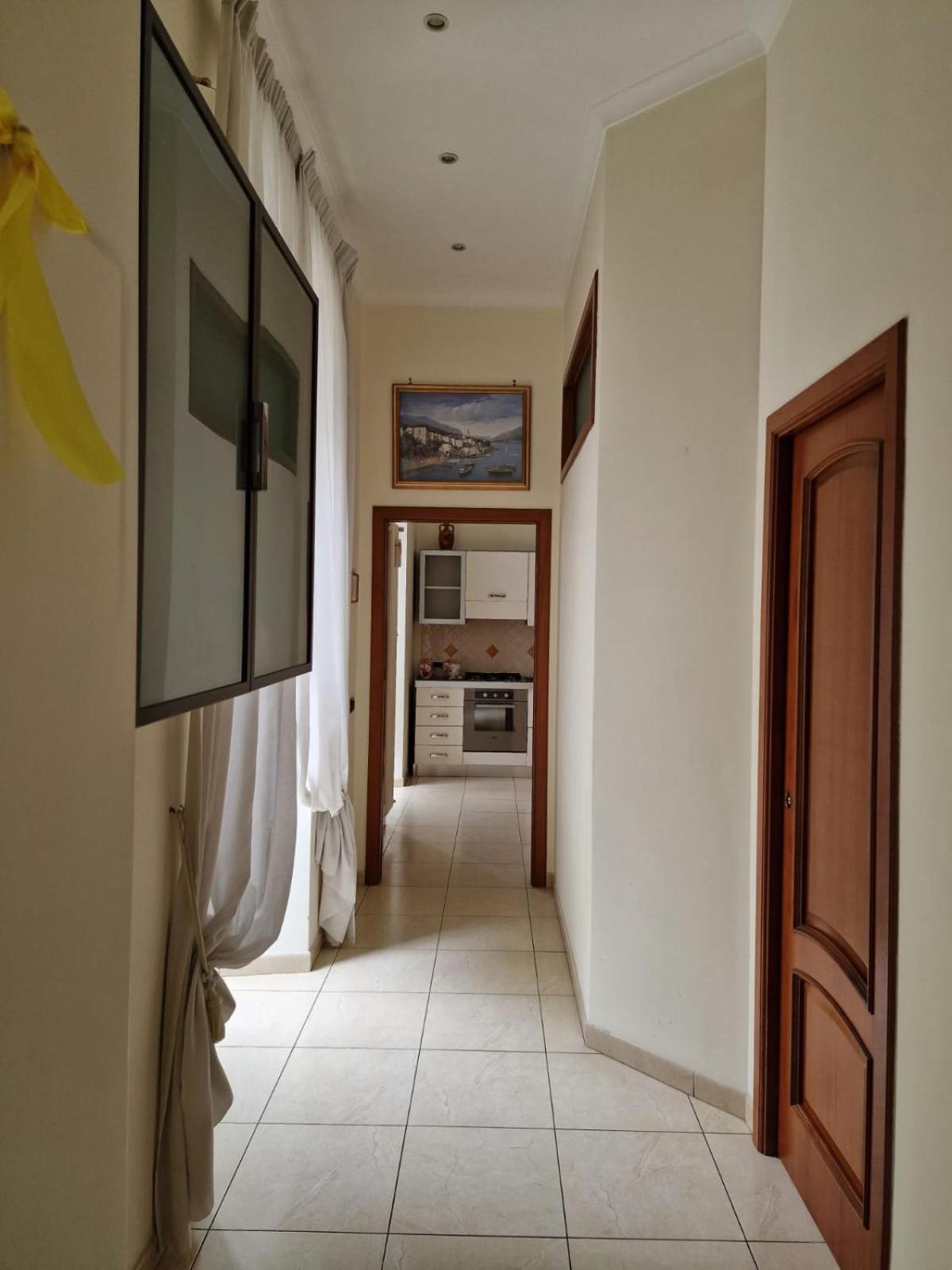 Vomero Inn Napoli Bagian luar foto