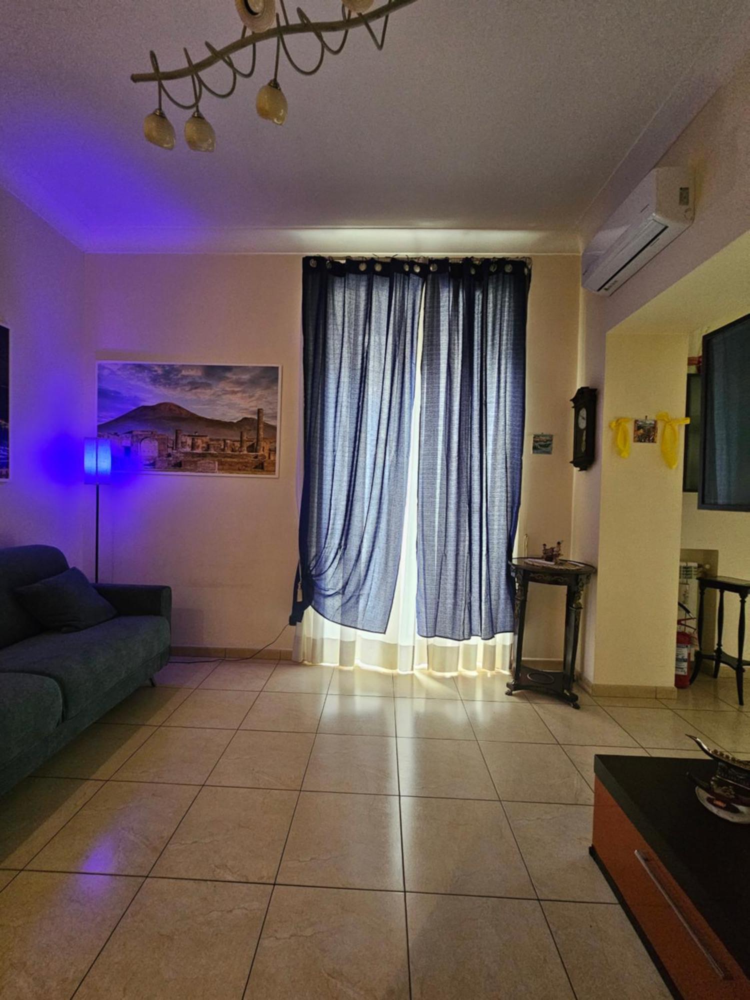 Vomero Inn Napoli Bagian luar foto