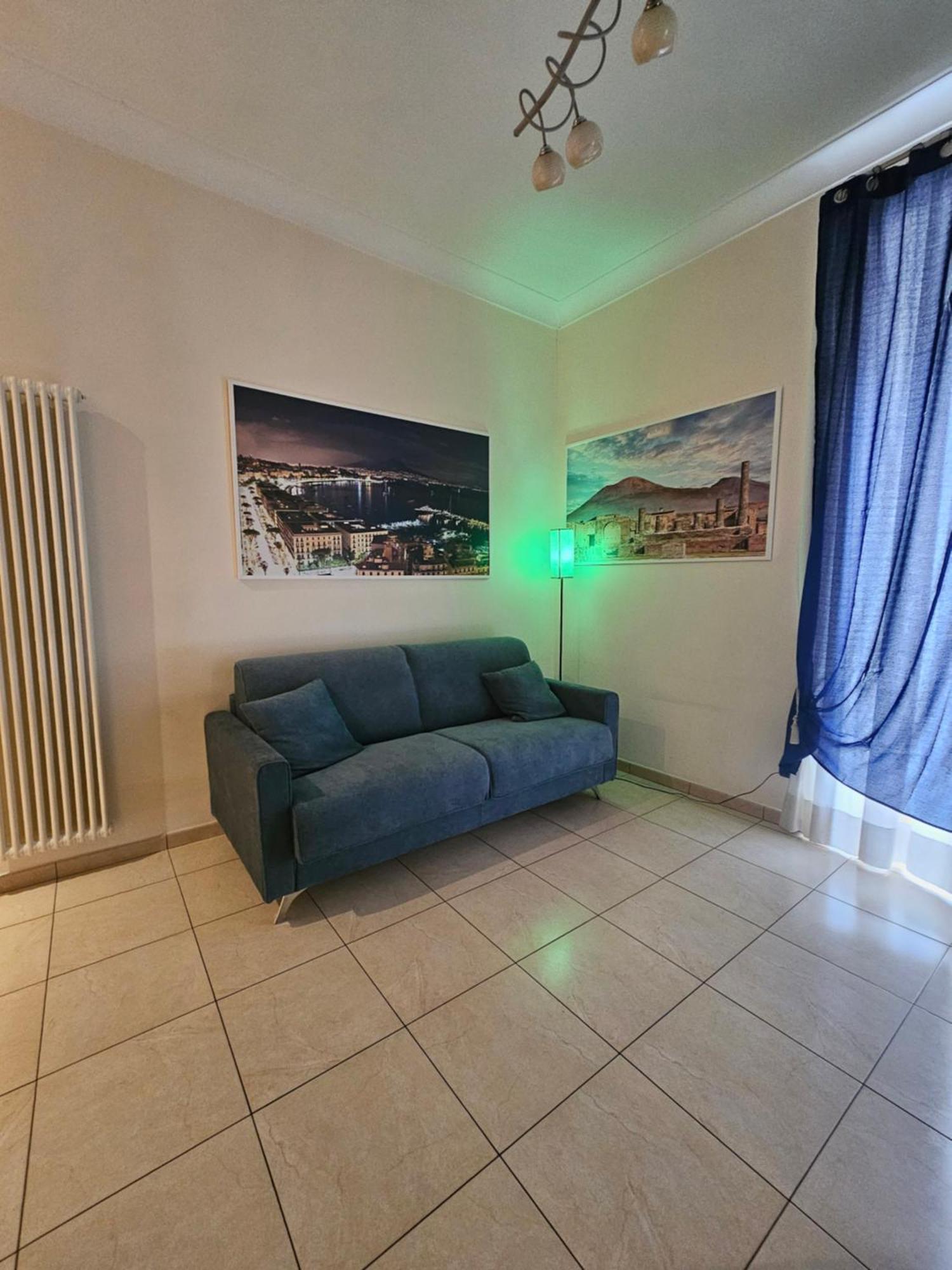 Vomero Inn Napoli Bagian luar foto